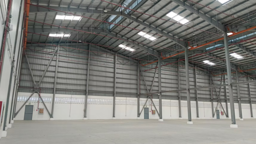 MLC WAREHOUSE — photo 1