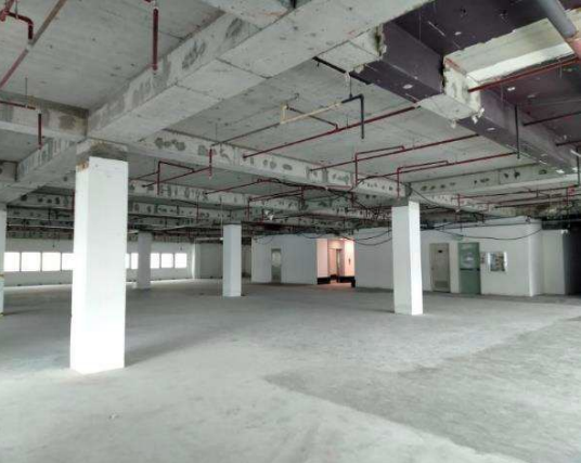 5th Corporate Center — photo 3