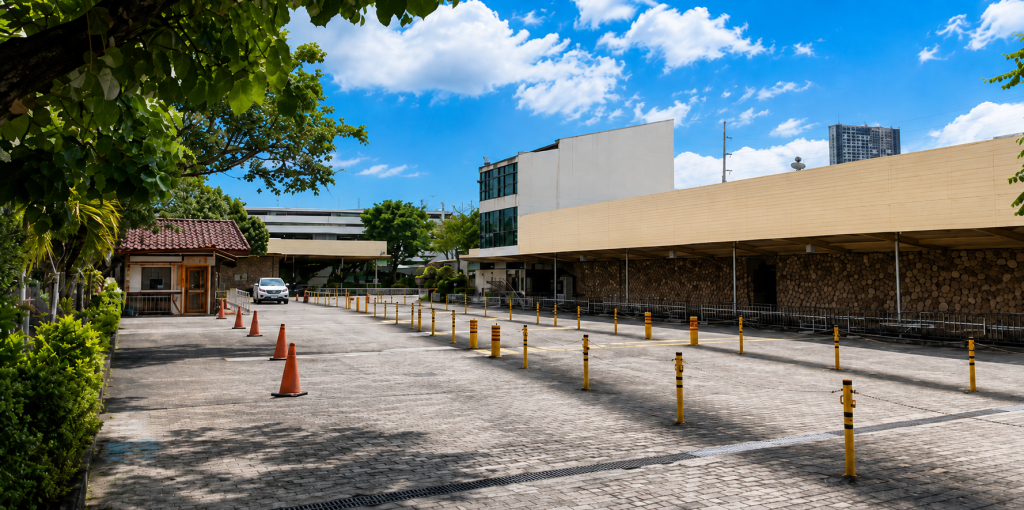 C-5, Libis Property — photo 9