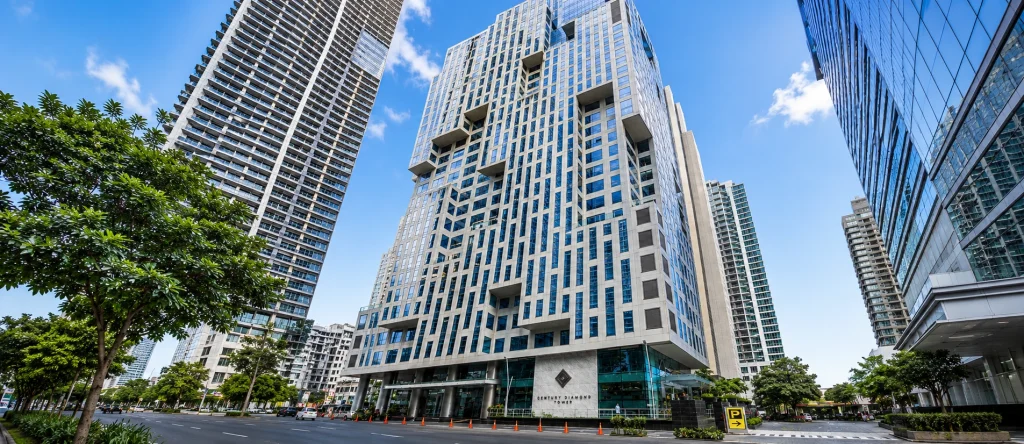 Century Diamond Tower — photo 1