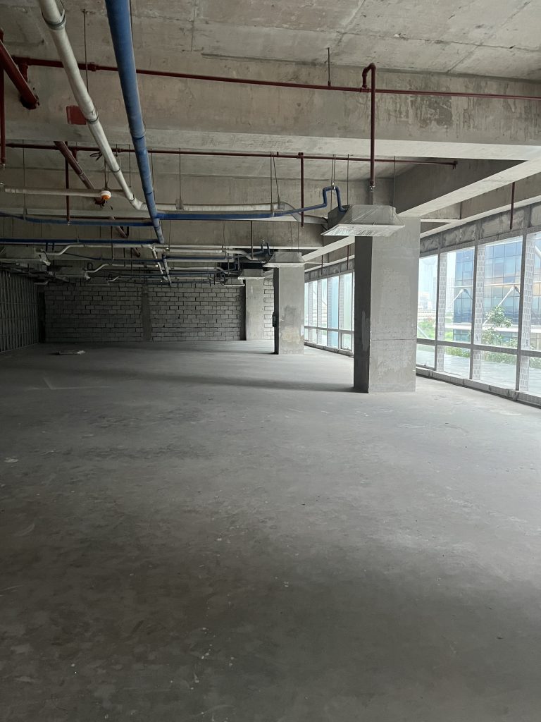 Four E-Com Center — photo 3