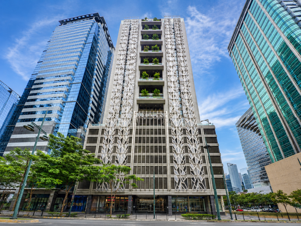 NAC Tower — photo 1