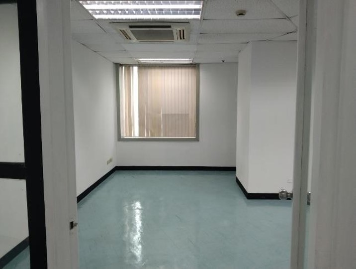 Robinson Equitable Tower — photo 2