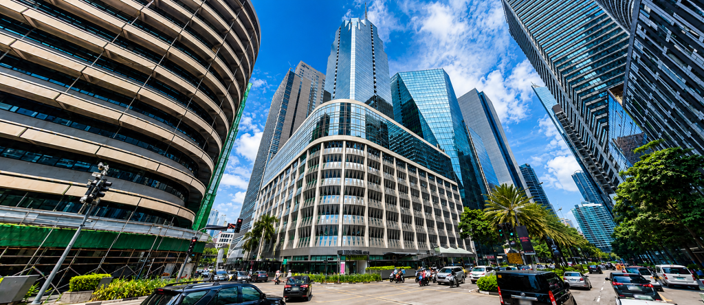 Rufino Pacific Tower — photo 1