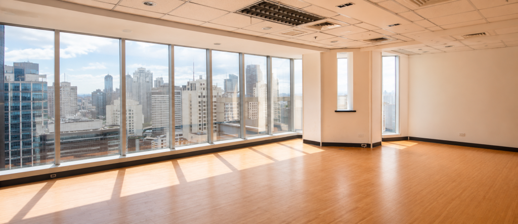Rufino Pacific Tower — photo 3
