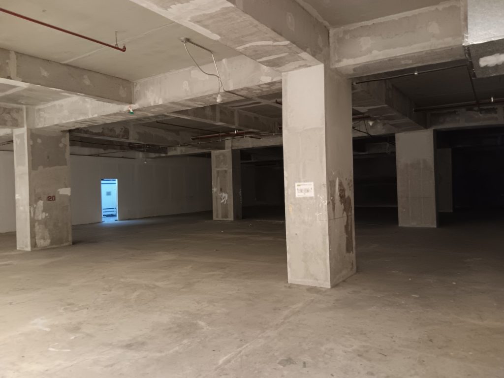 30th Corporate Center — photo 2