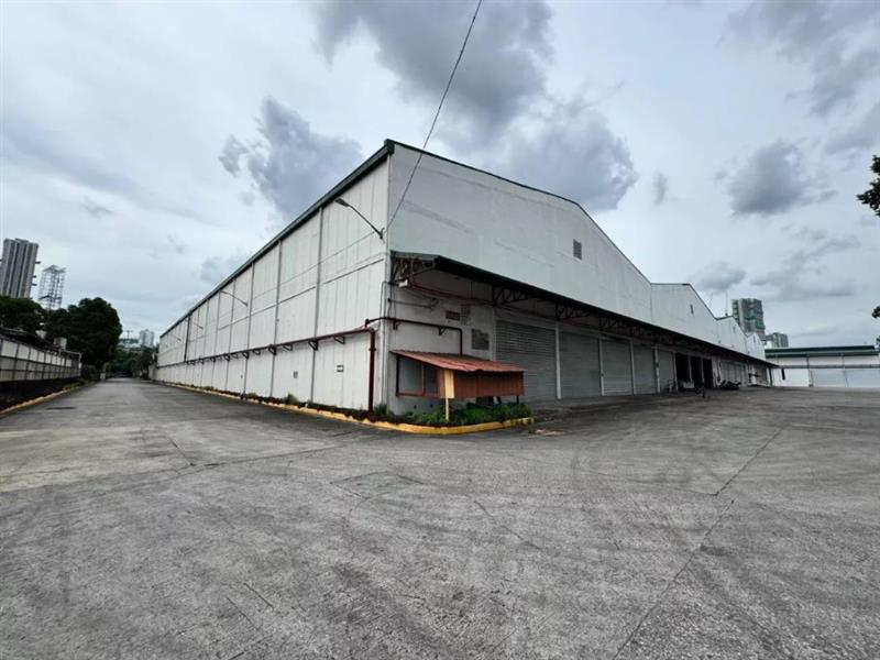 Bagong Ilog Warehouse