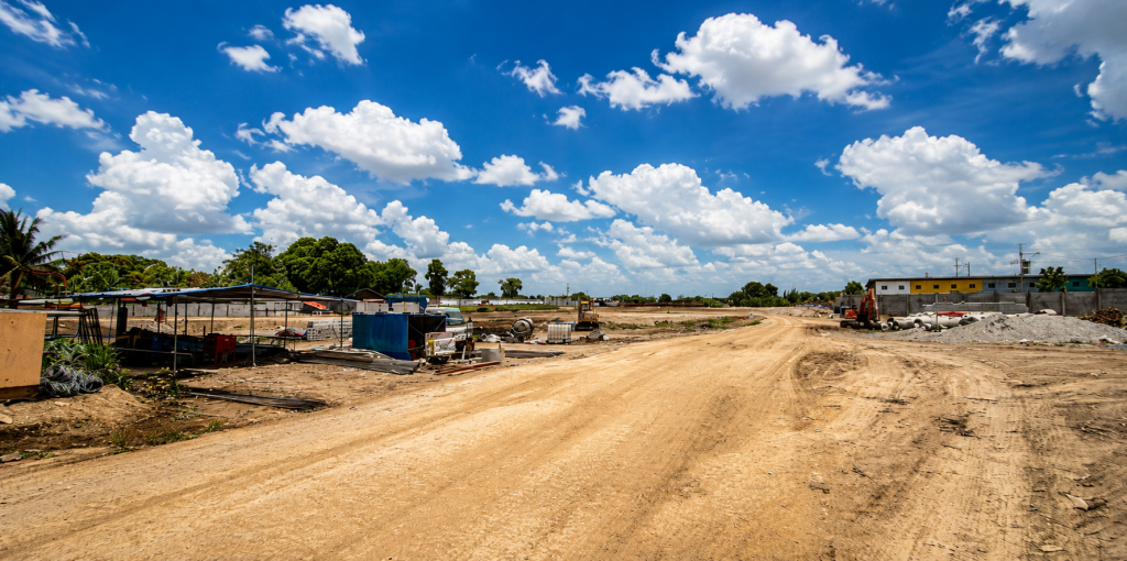 Governor's Drive Lot — photo 4