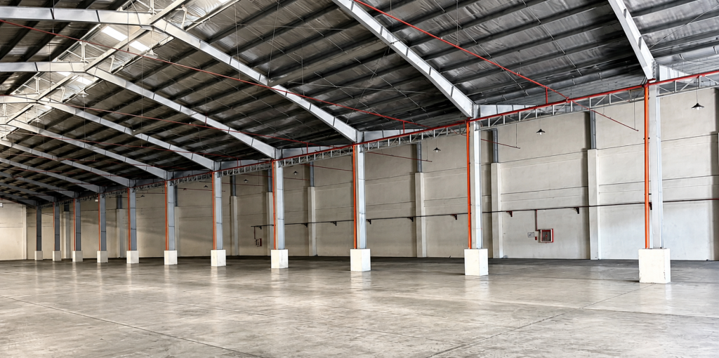 Lingunan Valenzuela Warehouse — photo 3