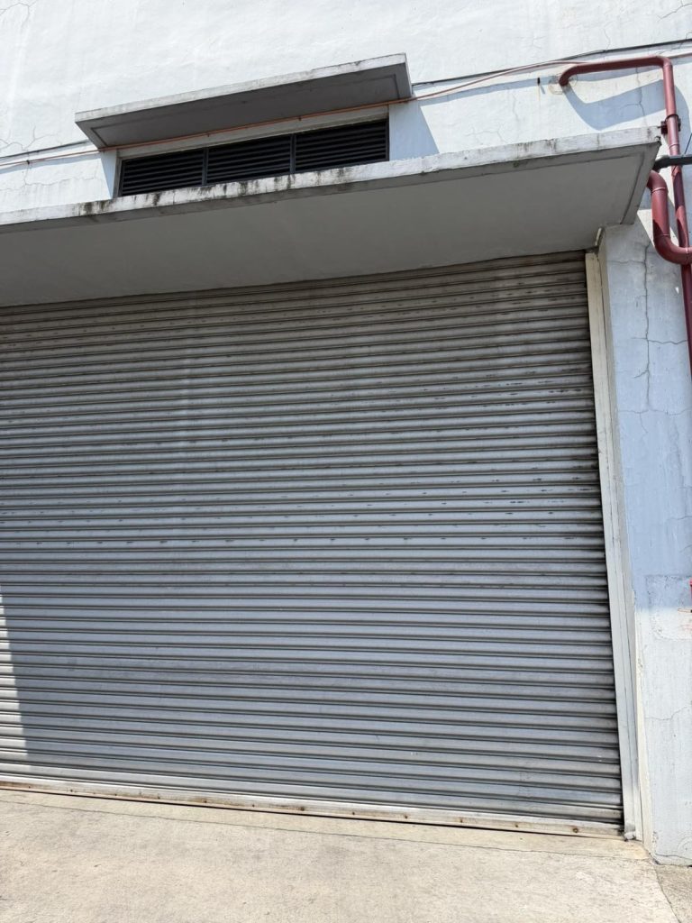 Lingunan Valenzuela Warehouse — photo 6