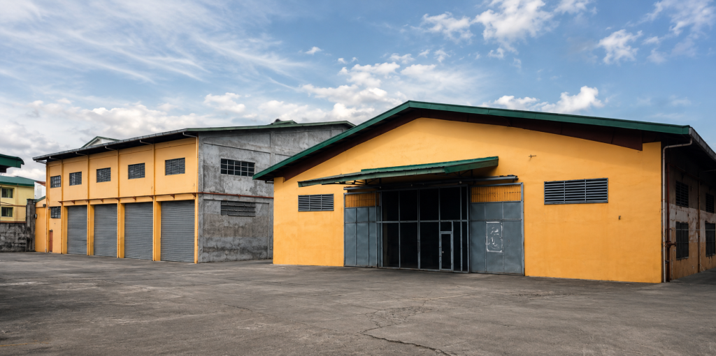 Mapulang Lupa, Valenzuela Warehouse
