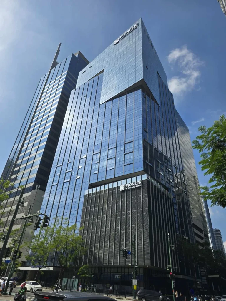 Pioneer House BGC