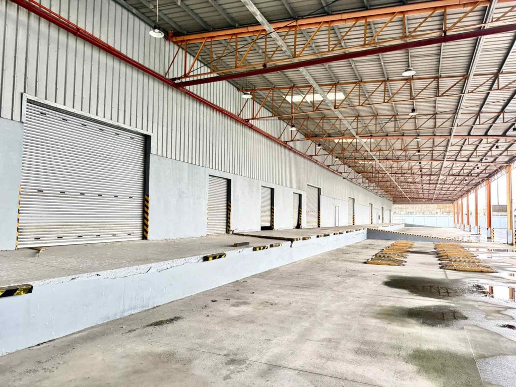 RLX Mexico Warehouse — photo 3