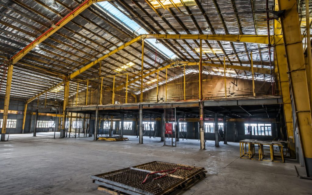 MAYSAN WAREHOUSE — photo 3