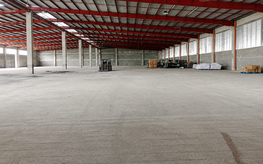 SAN RAFAEL WAREHOUSE — photo 2