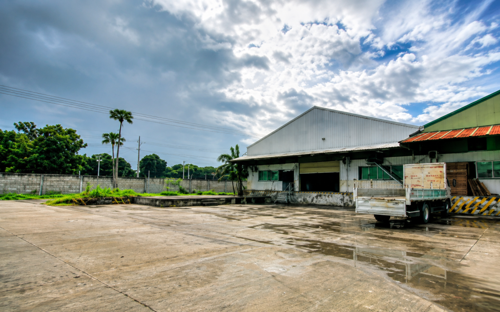 MABALACAT WAREHOUSE — photo 4