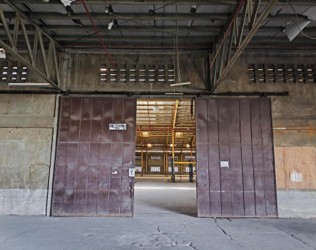 MAYSAN WAREHOUSE — photo 4
