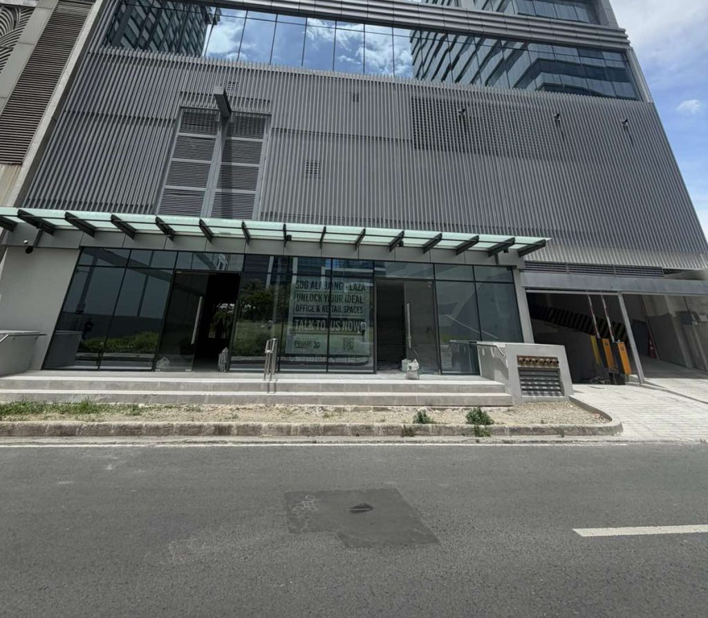 SDG Alabang Plaza — photo 3