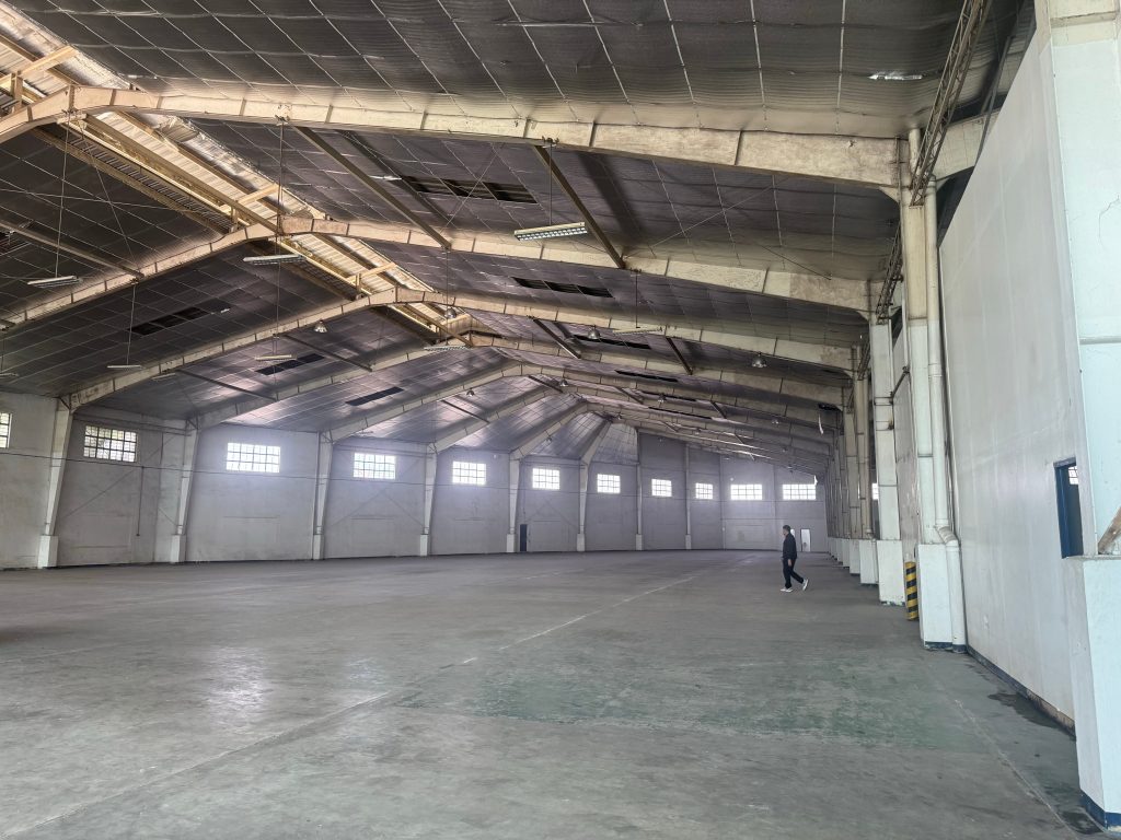 JYS LIIP Warehouse — photo 11
