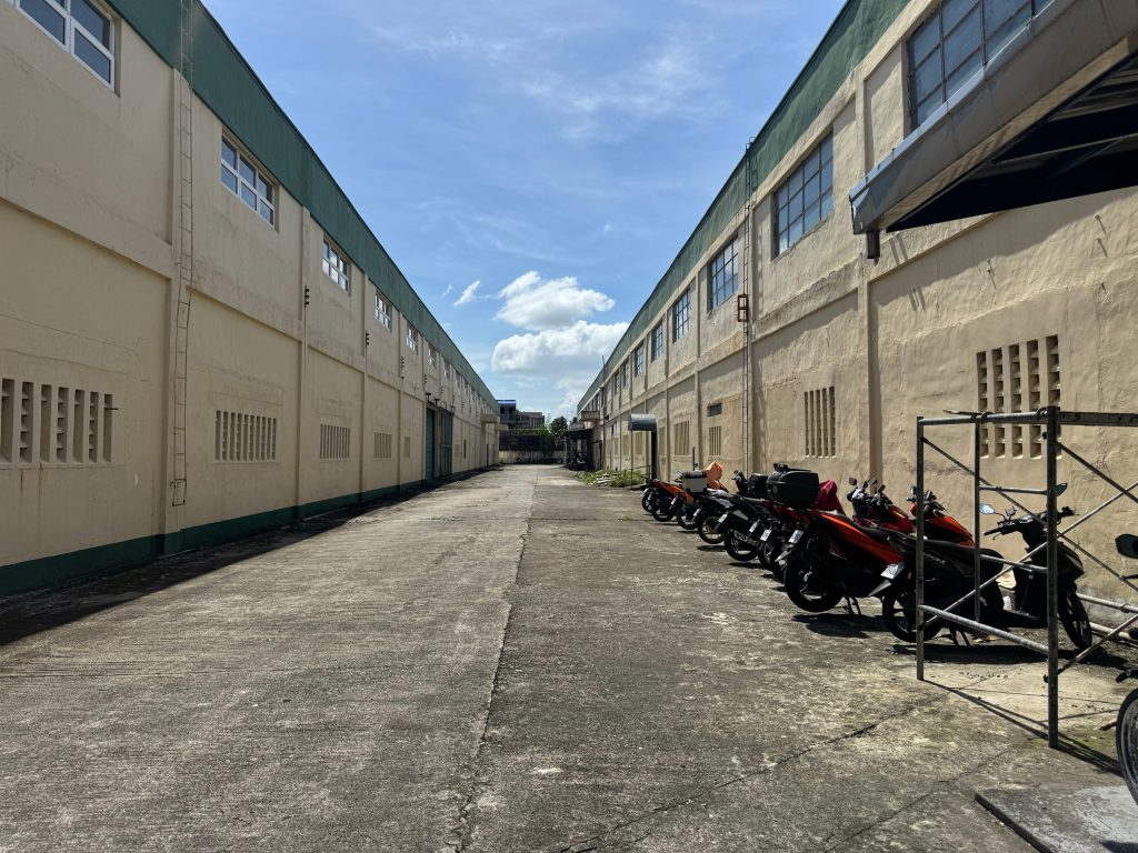 JYS LIIP Warehouse — photo 5
